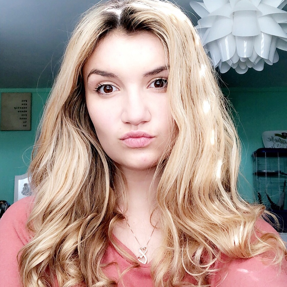 Meet your Posher, Skye